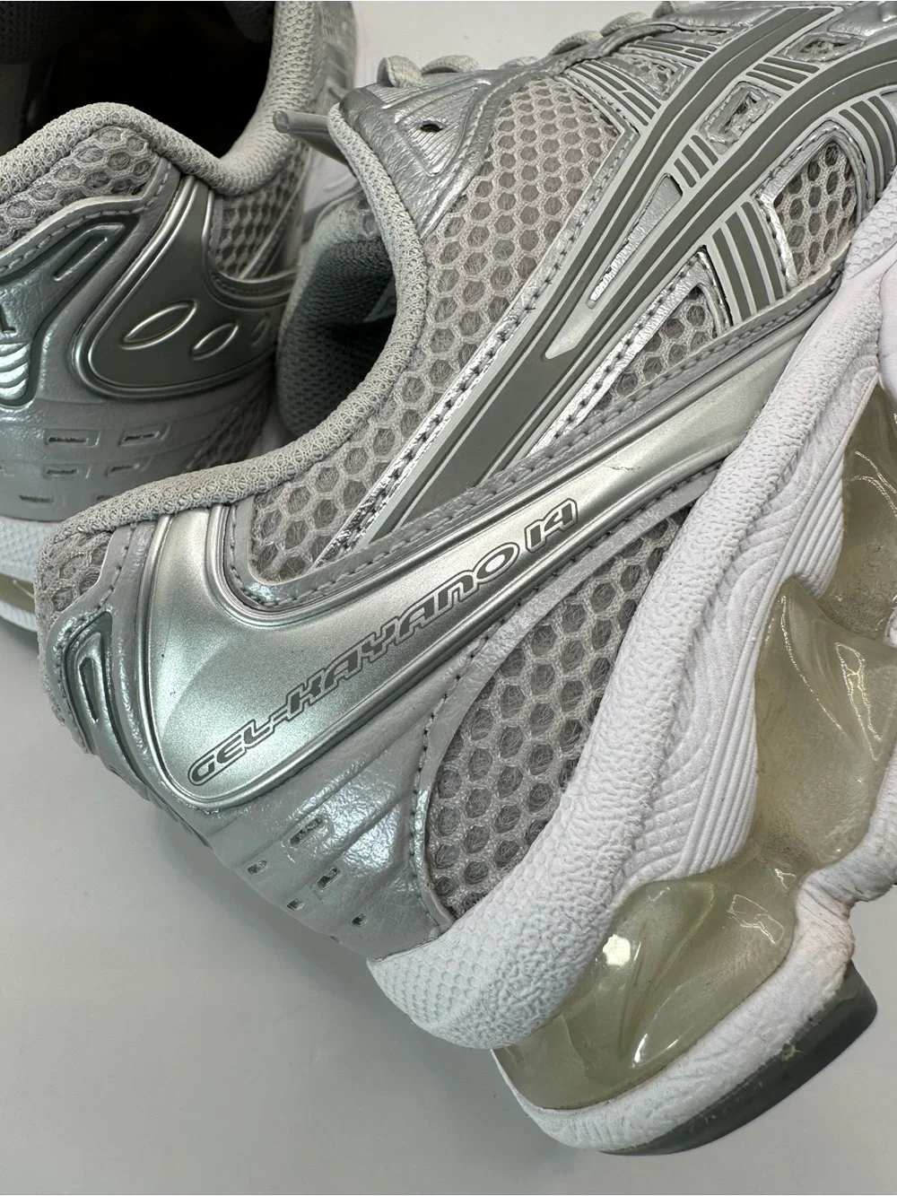 ASICS GEL-Kayano 14 Women’s Running Shoes Cloud Grey Clay Grey Size 8 Sneakers